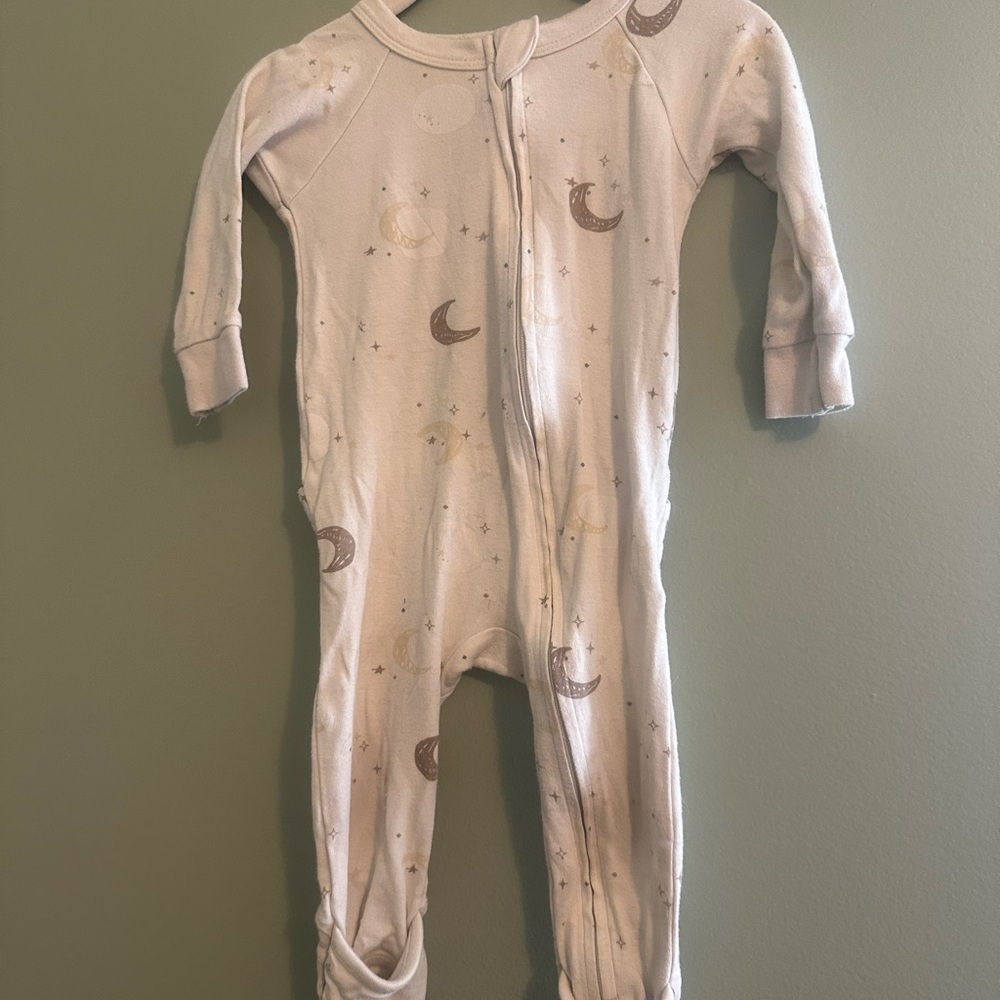 Cream Goumi Moon-Print Kids One-Piece Zipper Pajamas 6-9m